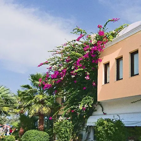 Üdülőközpont Izer Club Torba