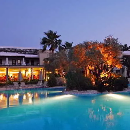 Izer Club Üdülőközpont 4*