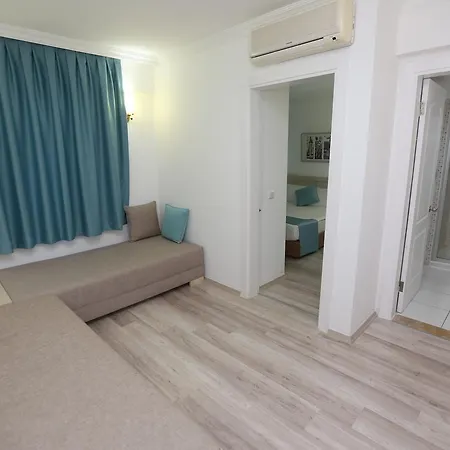 Izer Club Üdülőközpont 4*