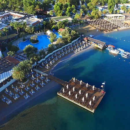Üdülőközpont Izer Club Torba