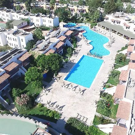 Izer Club Üdülőközpont Torba