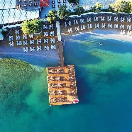 Izer Club Üdülőközpont 4*