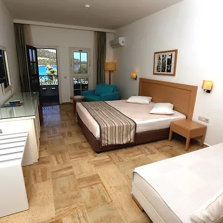 Üdülőközpont Izer Club 4*